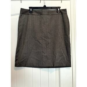 Banana Republic New With Tags Skirt Grey with white lines Size 14